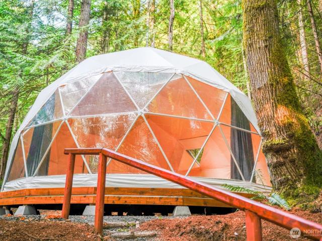 Land for sale in Hoodsport, Washington