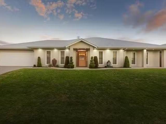 House for rent in Camerons Creek, Victoria