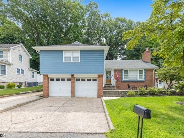 House for sale in Passaic, New Jersey