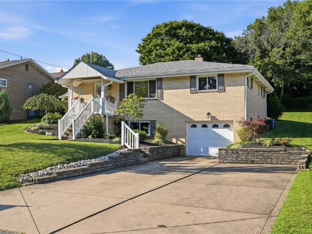 House for sale in Mc Kees Rocks, Pennsylvania