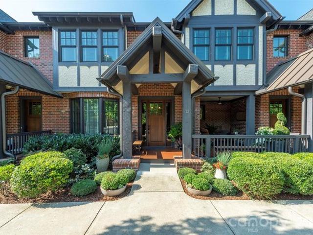 Townhouse for sale in Black Mountain, North Carolina