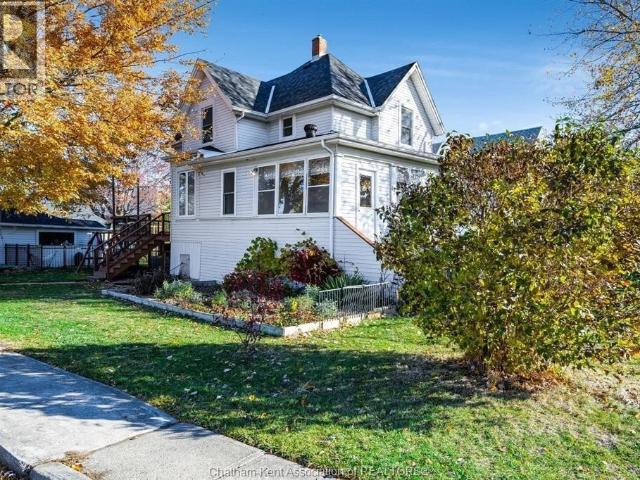 House for sale in Chatham–kent, Ontario