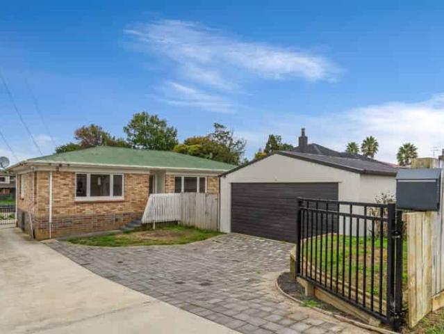House for rent in Awhitu, Oroua County