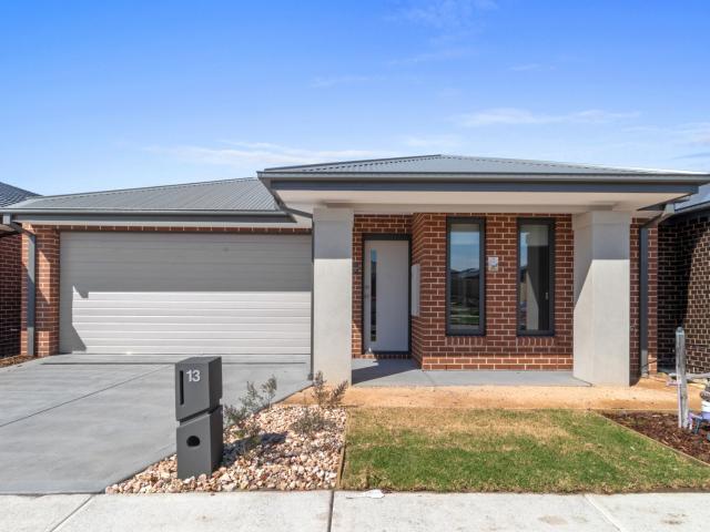 House for rent in Donnybrook, Melbourne