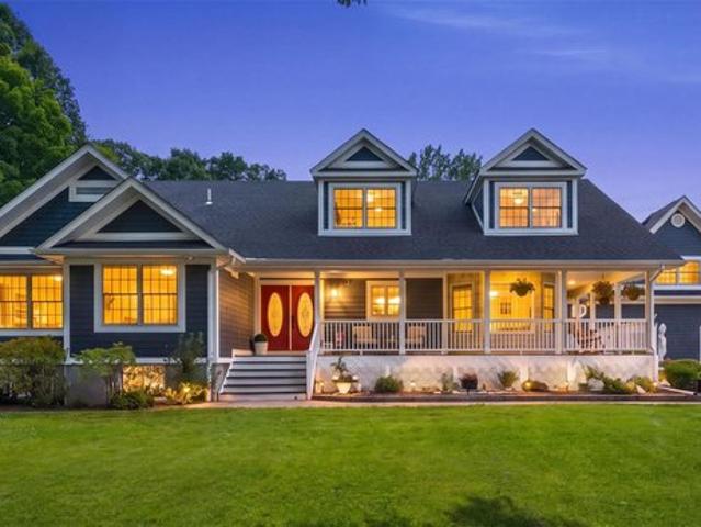 House for sale in Putnam Valley, New York