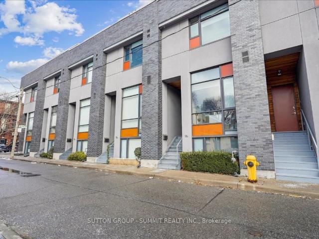 Townhouse for sale in Woburn, Ontario