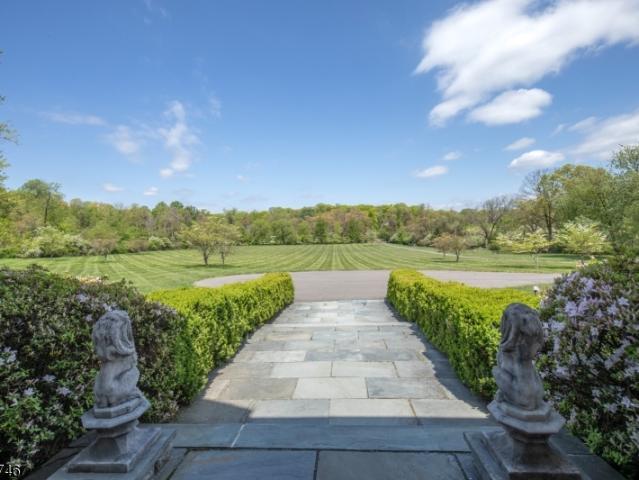 House for sale in Whitehouse Station, New Jersey