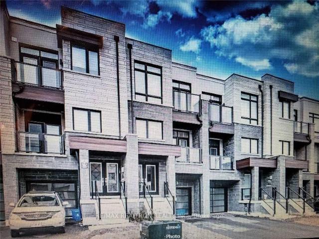 Townhouse for sale in Woburn, Ontario