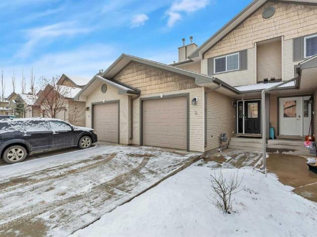 Townhouse for sale in Sylvan Lake, Alberta
