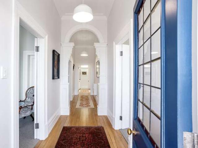 House for sale in Otakou