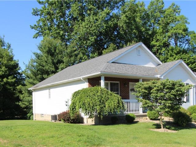 Condo for sale in New Middletown, Ohio