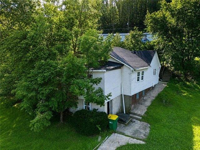House for sale in Lyndora, Pennsylvania