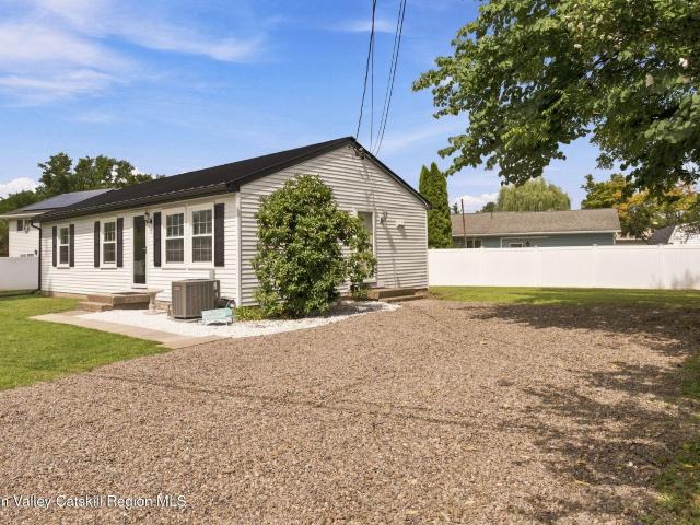 House for sale in Bloomington, New York