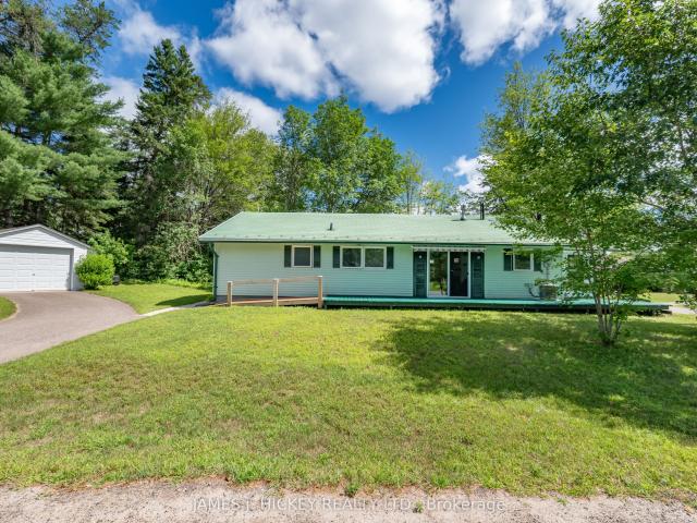 House for sale in Renfrew, Ontario