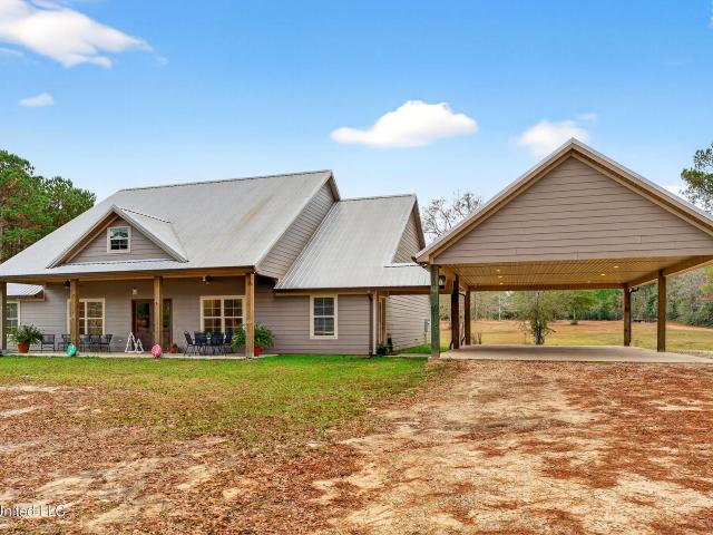 House for sale in Poplarville, Mississippi
