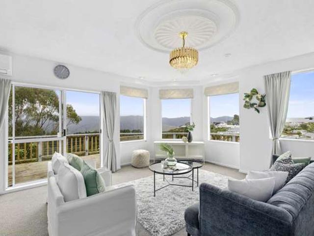 House for sale in Days Bay, Wellington