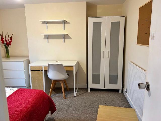 Room for rent in The Slade, Oxfordshire