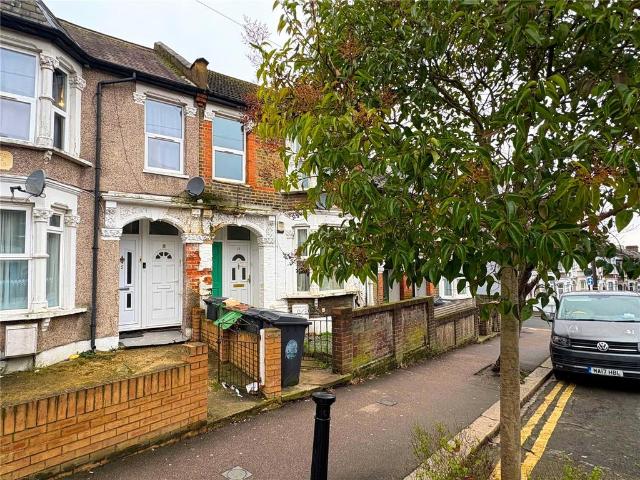 Apartment for rent in London Borough of Waltham Forest, Greater London