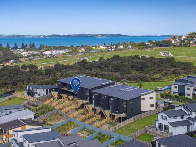 Apartment for sale in Ōrewa, Hibiscus and Bays