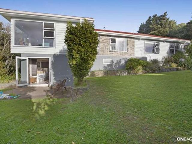 House for sale in Linden, Wellington