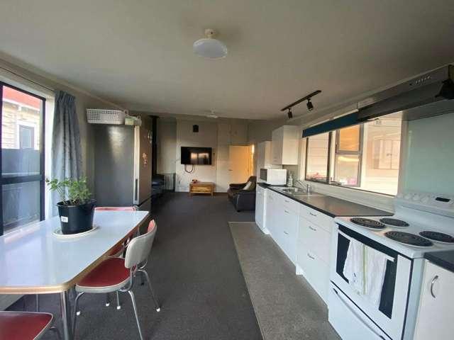 House for rent in Otakou