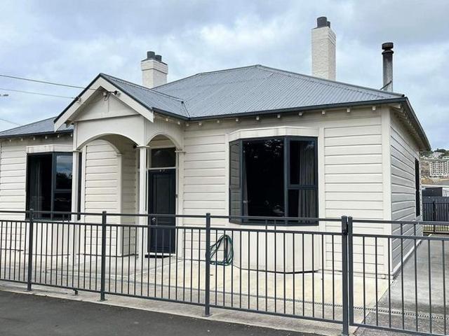 House for rent in Otakou
