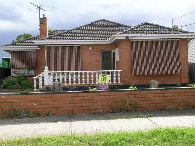 House for rent in Avondale Heights, Victoria