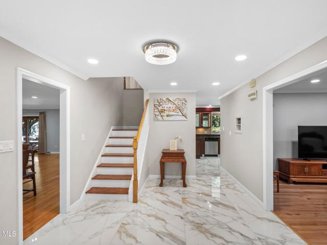 House for sale in Loudonville, Town of Colonie