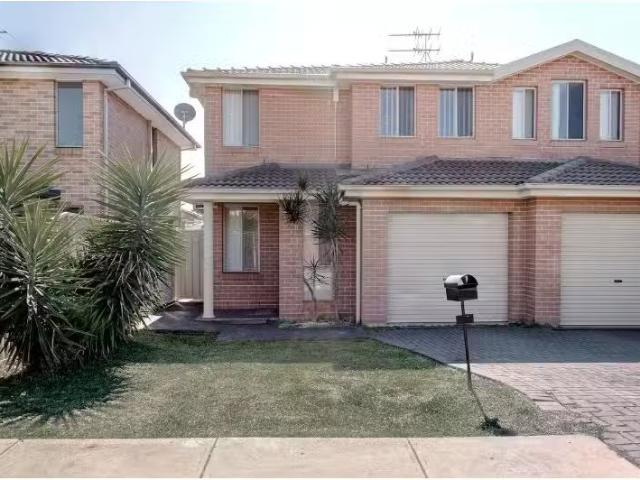 Condo for rent in Rooty Hill