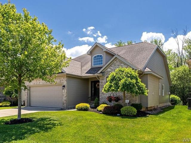 House for sale in Bowmansville, New York