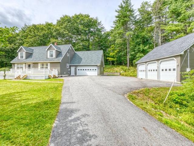 House for sale in Maine