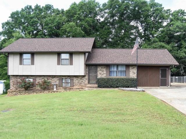 House for sale in Weaver, Alabama