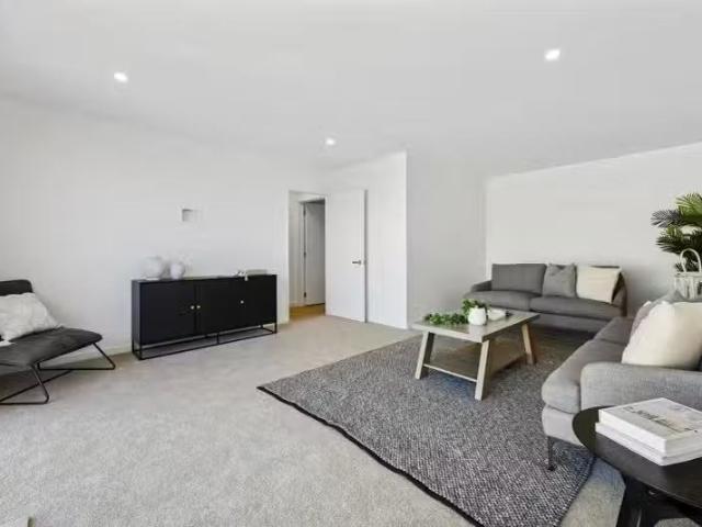 House for sale in Lincoln, Canterbury