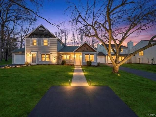 Condo for sale in Centereach, New York