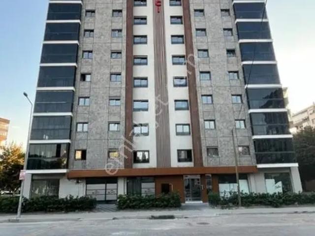 Manavkuyu Mahallesi, Bayraklı içerisinde satılık mülk