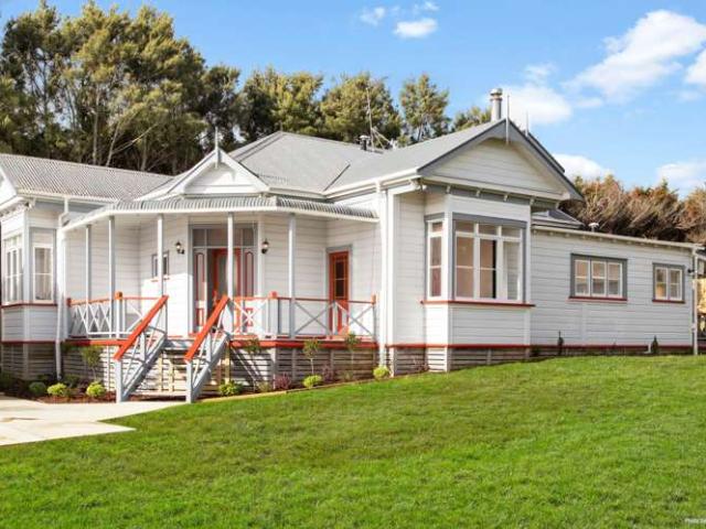 House for sale in Awhitu, Oroua County