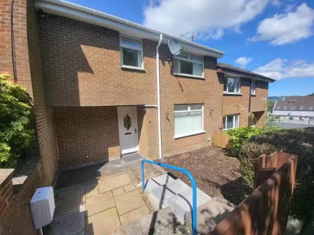 House to rent in Gorteeny, Connacht