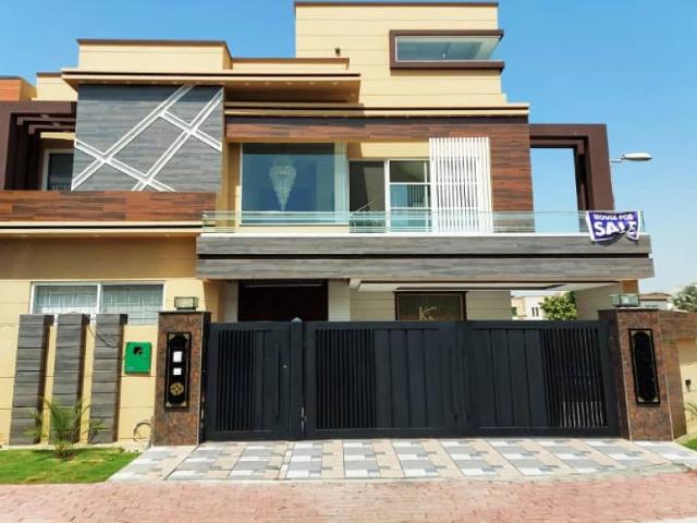 House for sale in بحریہ ٹاؤن‬‎, تروگل