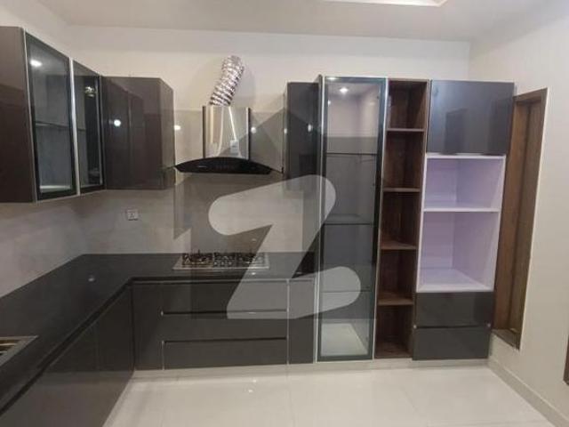 House for sale in Faisalabad, Islamabad Capital Territory
