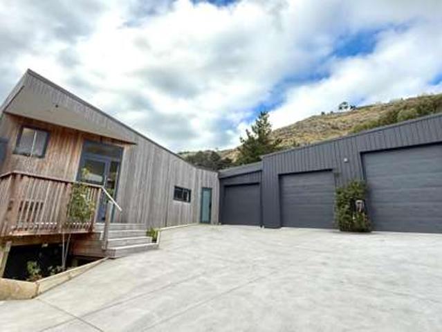 House for rent in Chaslands, Canterbury