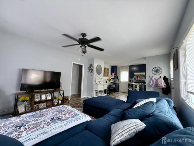 House for sale in Cliffwood, New Jersey