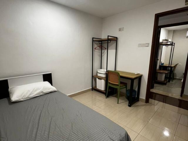 Room for rent