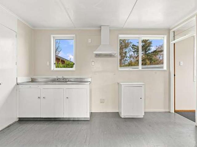 House for sale in Otakou