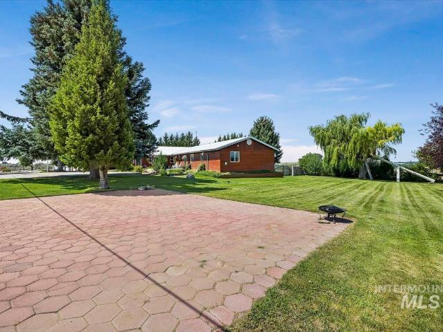 House for sale in Shoshone, Idaho