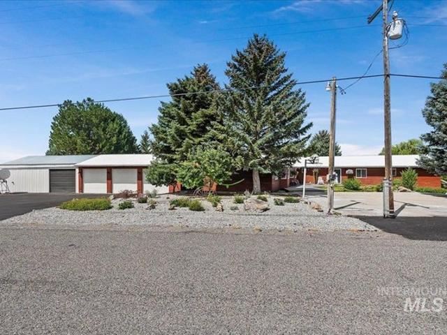 House for sale in Shoshone, Idaho