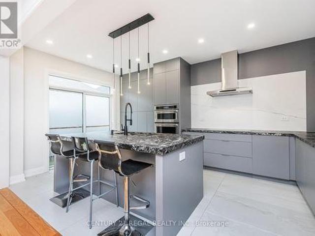 House for sale in Bradford West Gwillimbury, Ontario