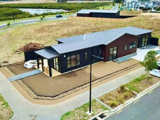 House for rent in Awhitu, Oroua County