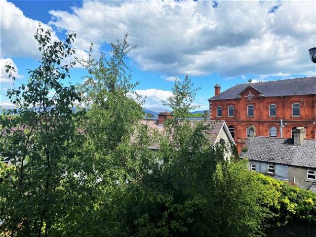 Property to rent in Dundalk, North Tipperary