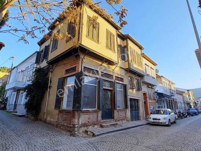 Ayvalik, Balikesir içerisinde satılık Villa