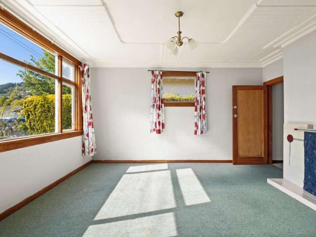 House for sale in Otakou